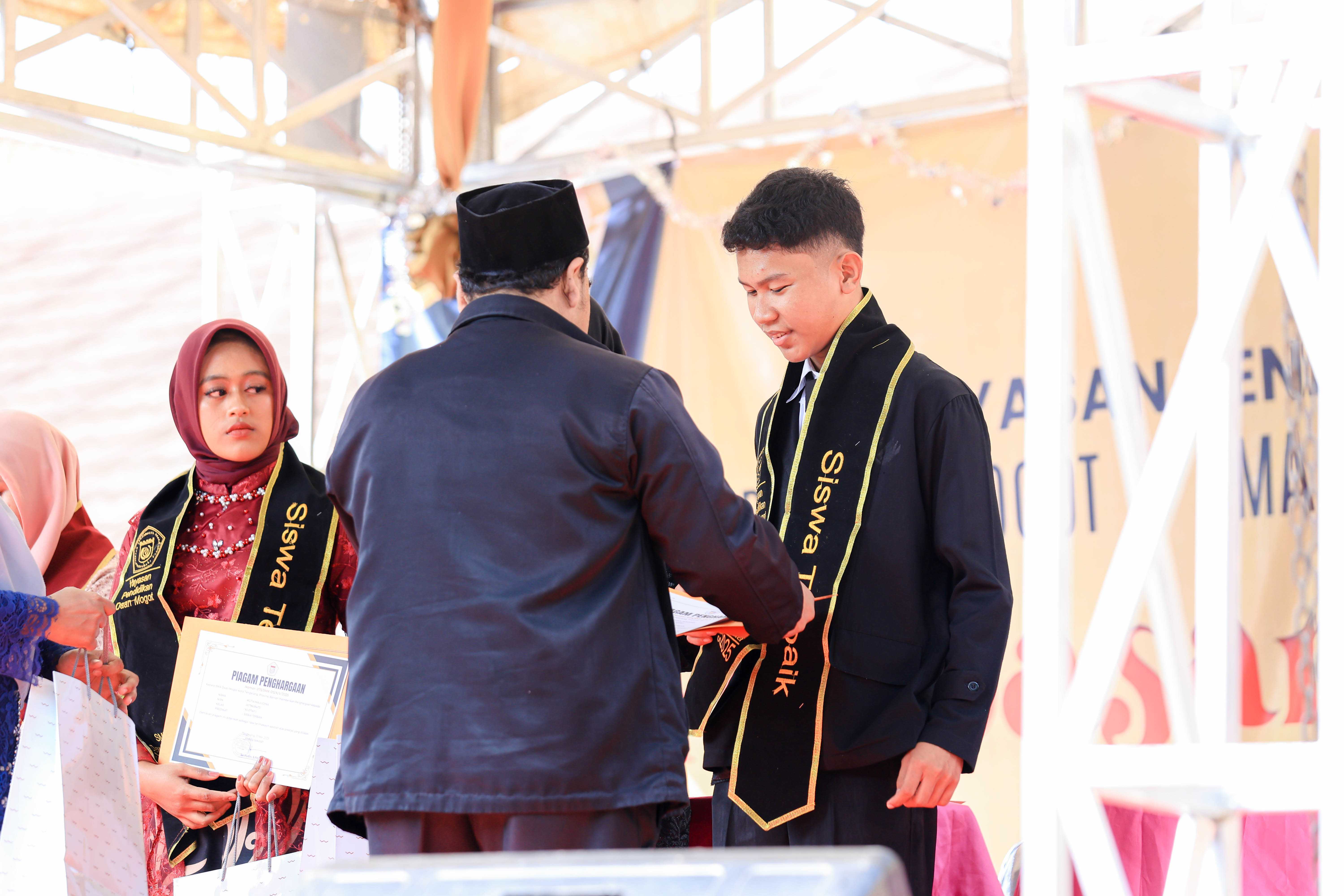 Pengumuman Siswa TKJ Terbaik SMK Dewi Sartika Cibodas Tangerang